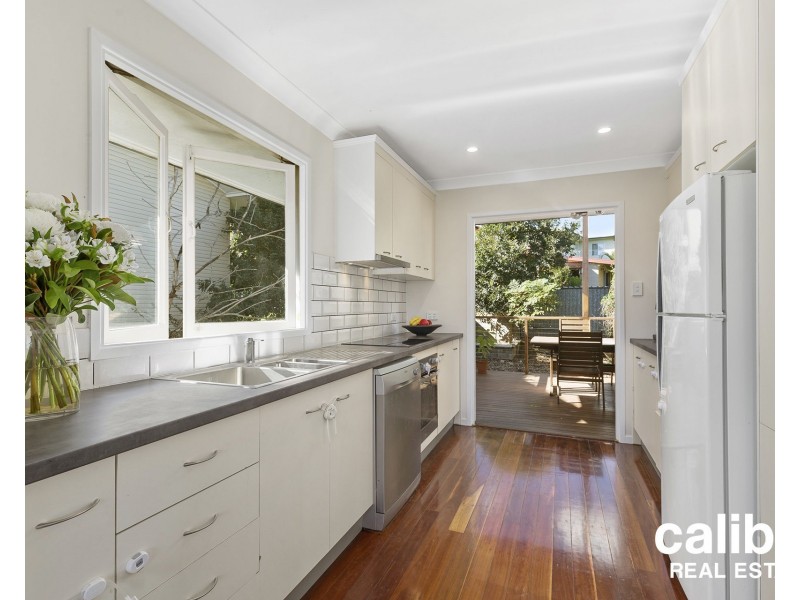 29 Dunbil Avenue, Ferny Hills QLD 4055