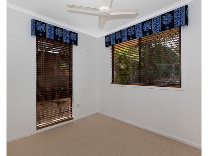 11 Acacia Place, Camira QLD 4300