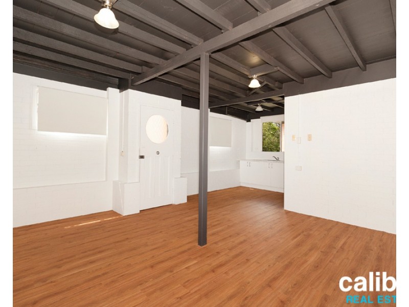 11 Arthur Terrace, Red Hill QLD 4059