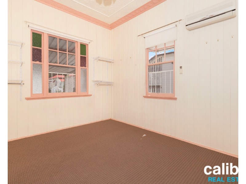 11 Arthur Terrace, Red Hill QLD 4059