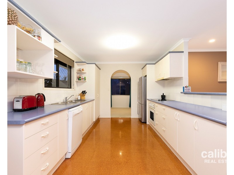 11 Acacia Place, Camira QLD 4300