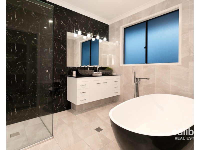 56E Main Avenue, Bardon QLD 4065