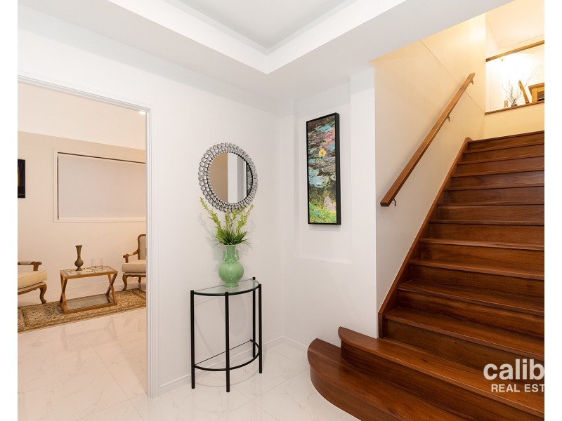 56E Main Avenue, Bardon QLD 4065