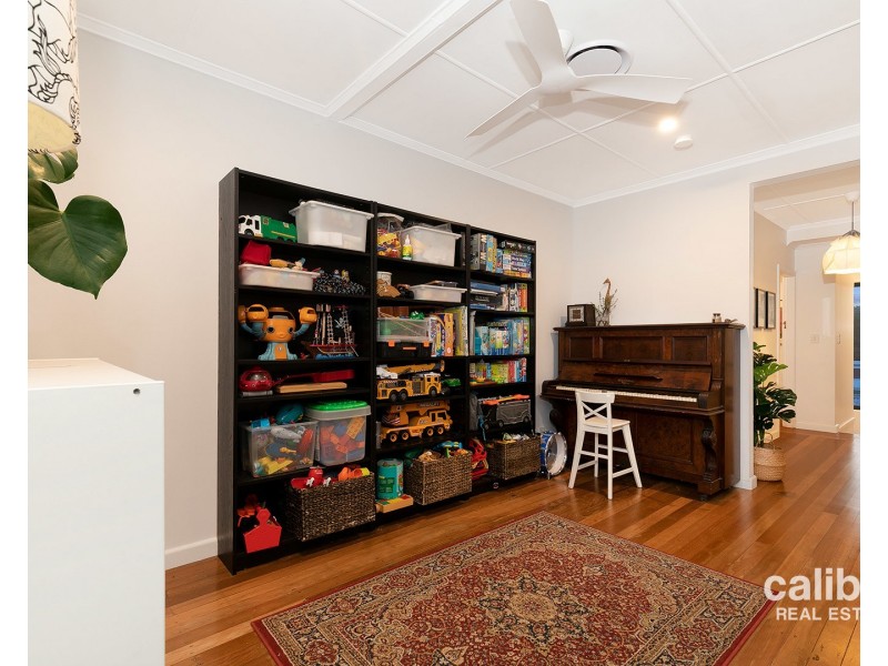 91 Coronation Street, Bardon QLD 4065