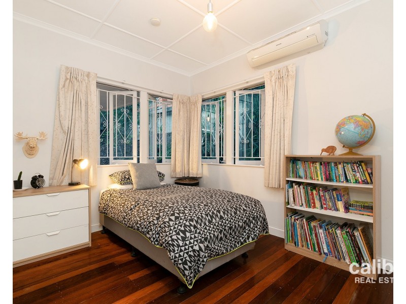 91 Coronation Street, Bardon QLD 4065