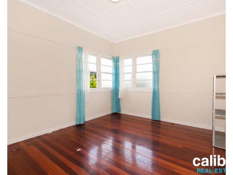 10 Berpi Street, Stafford QLD 4053