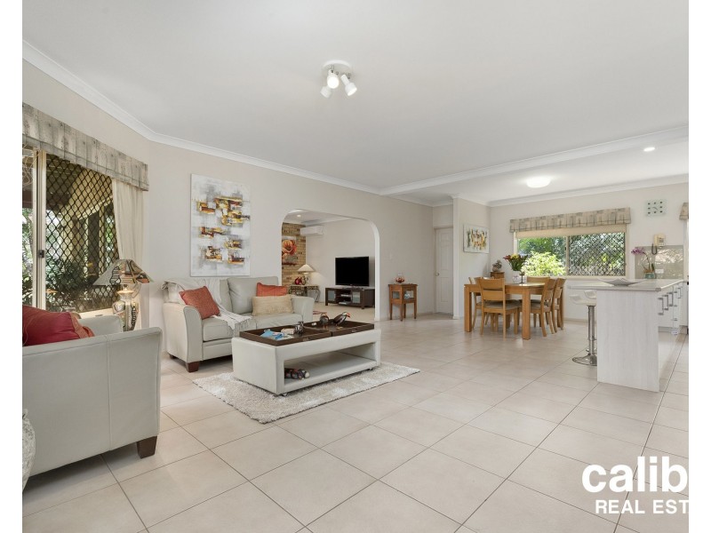 36 Gleneagles Crescent, Albany Creek QLD 4035
