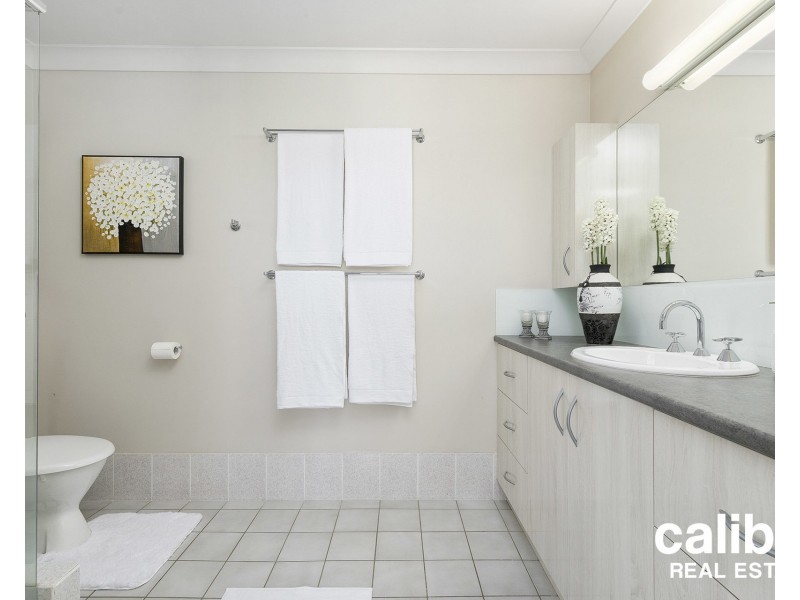 36 Gleneagles Crescent, Albany Creek QLD 4035