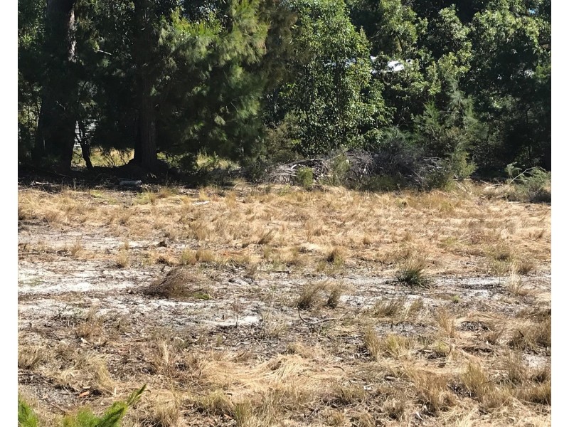 Lot 8, Kingfisher Bay, Fraser Island QLD 4581