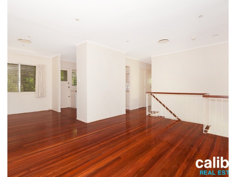 14 Mirrabooka Road, Ashgrove QLD 4060