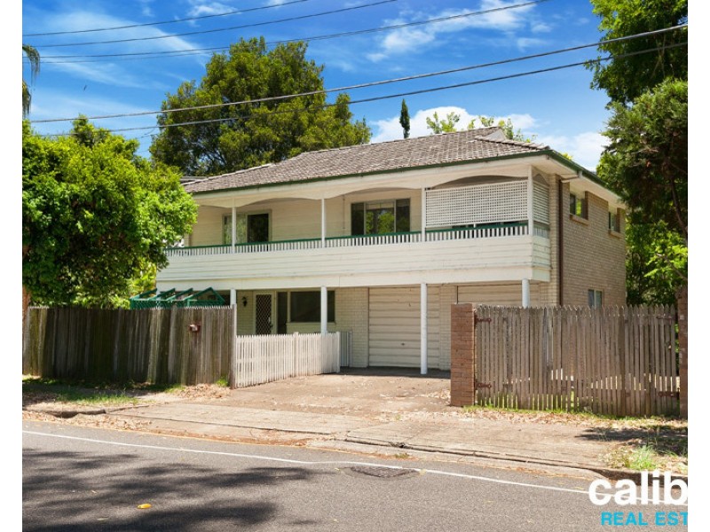 14 Mirrabooka Road, Ashgrove QLD 4060