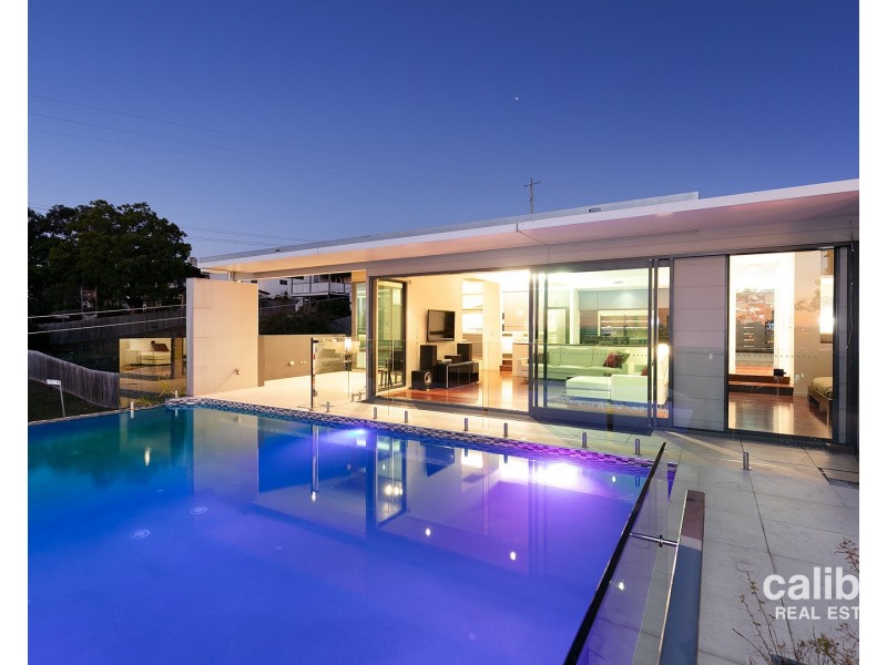 23 Churchward Street, Greenslopes QLD 4120