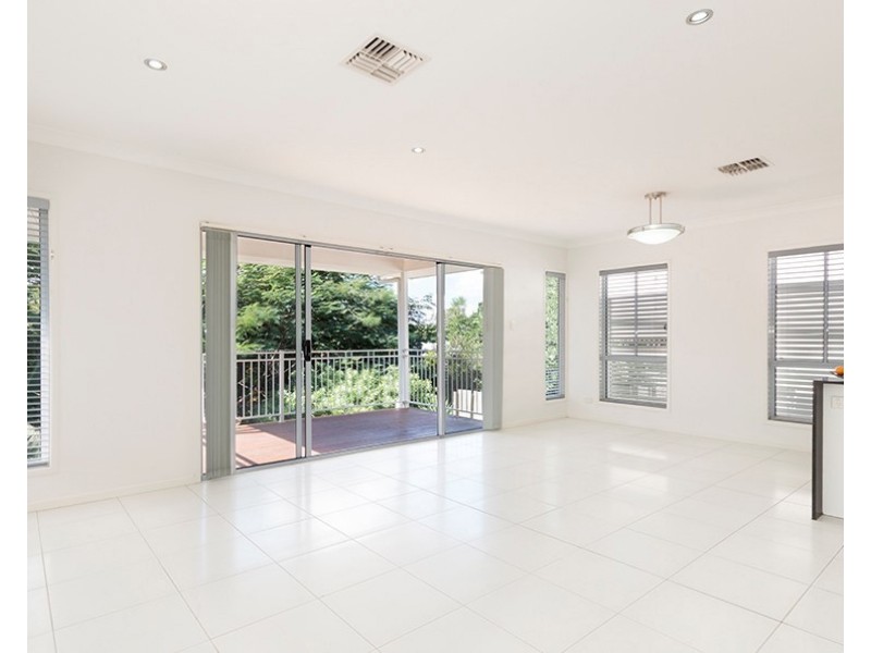 43 Ashbourne Street, Ashgrove QLD 4060