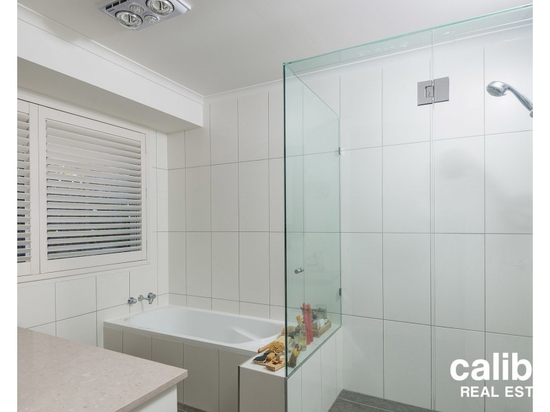 3 Greenrigg Court, Indooroopilly QLD 4068