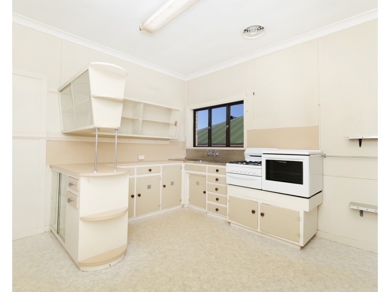 22 Morgan Terrace, Bardon QLD 4065