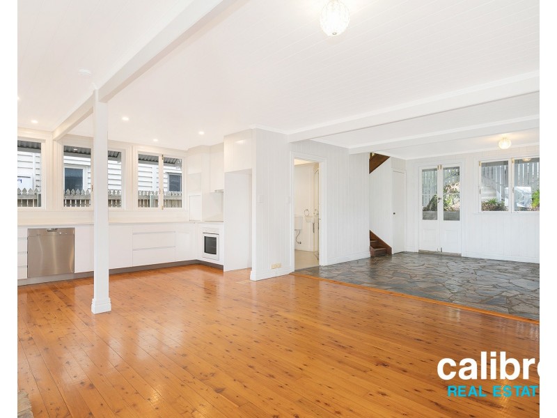 15 Zig Zag Street, Red Hill QLD 4059