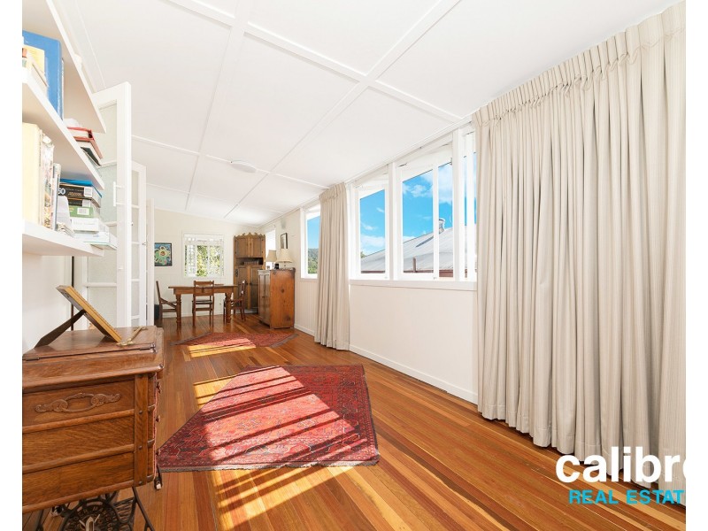 38 Cecil Road, Bardon QLD 4065
