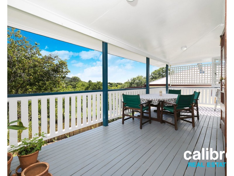 38 Cecil Road, Bardon QLD 4065