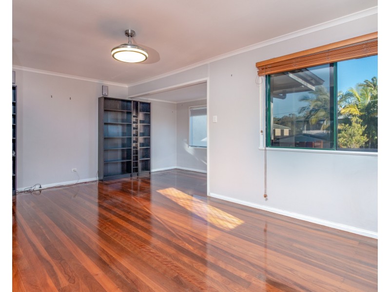 6 Dalloon Street, Boondall QLD 4034