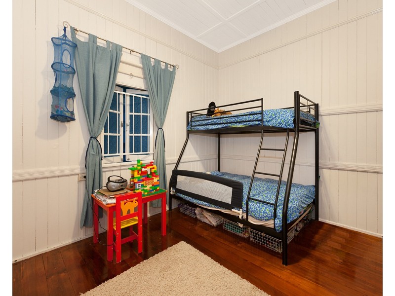 22 Quinn Street, Toowong QLD 4066