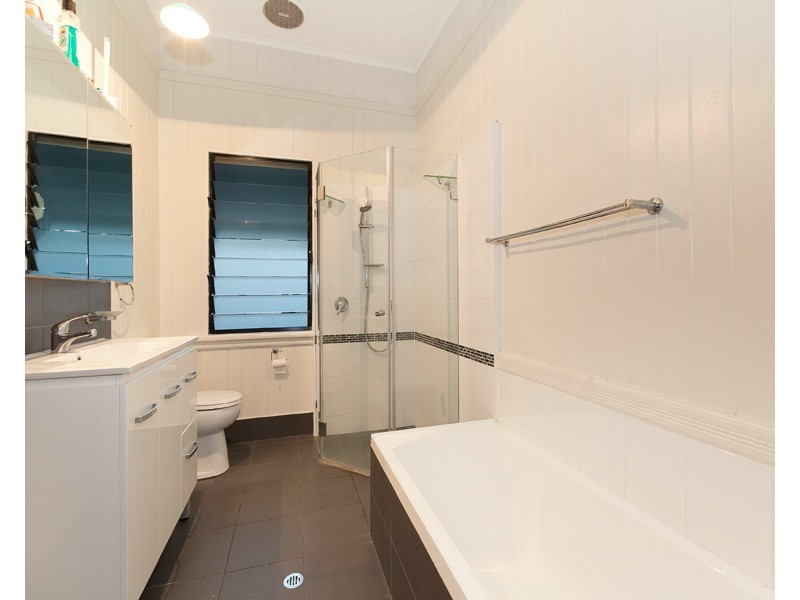 22 Quinn Street, Toowong QLD 4066