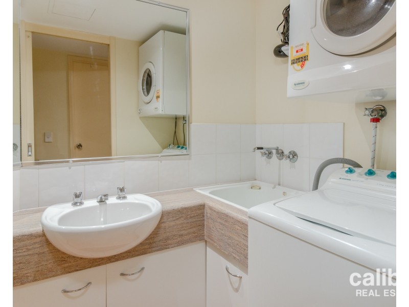 7/27 Campbell Street, Toowong QLD 4066