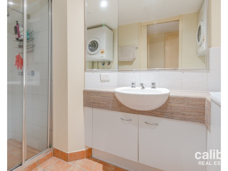 7/27 Campbell Street, Toowong QLD 4066