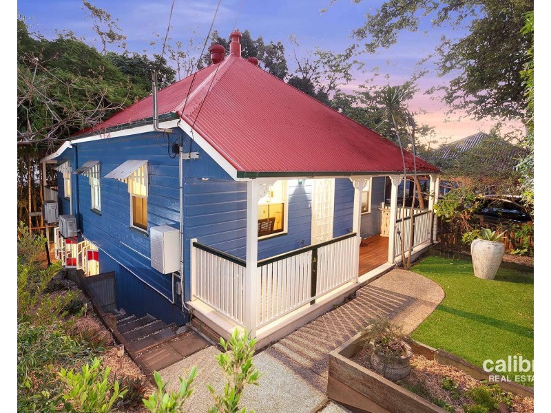 6 Cross Street, Red Hill QLD 4059