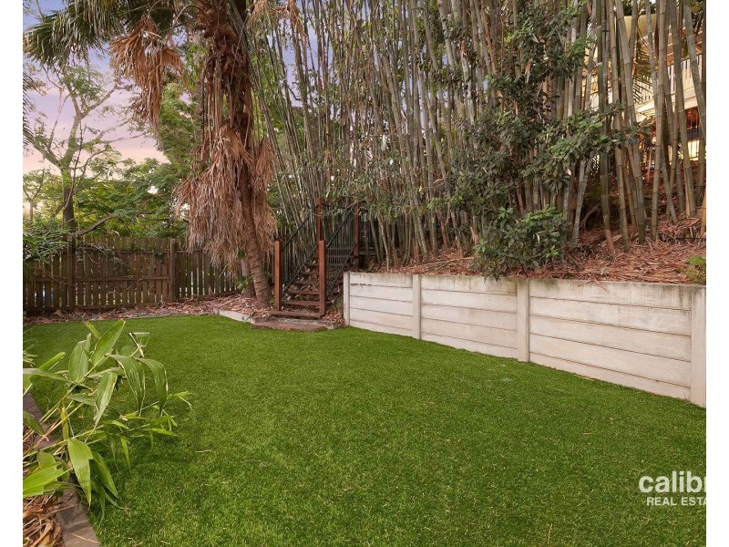 6 Cross Street, Red Hill QLD 4059