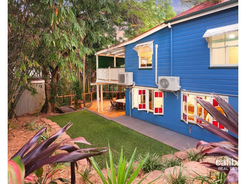 6 Cross Street, Red Hill QLD 4059