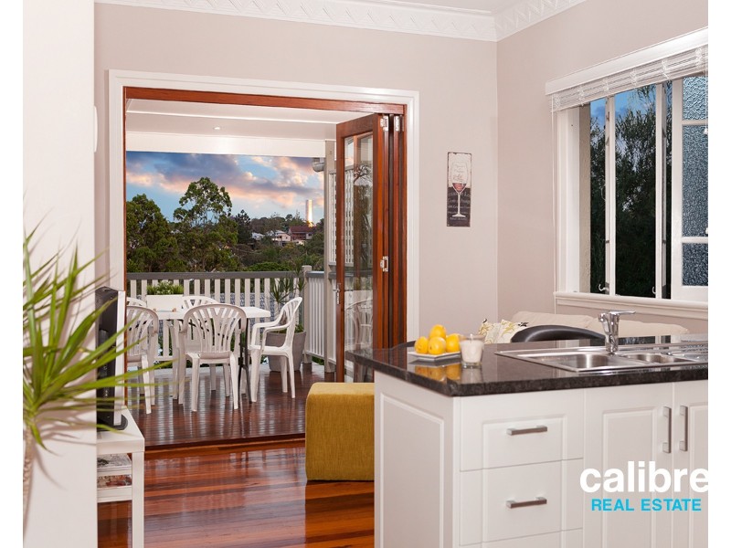 91 Lewin Street, Bardon QLD 4065
