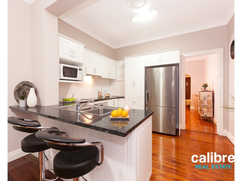 91 Lewin Street, Bardon QLD 4065