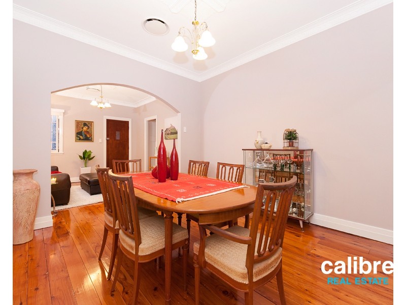 91 Lewin Street, Bardon QLD 4065