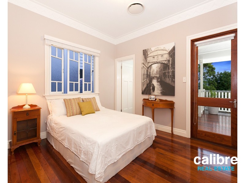91 Lewin Street, Bardon QLD 4065