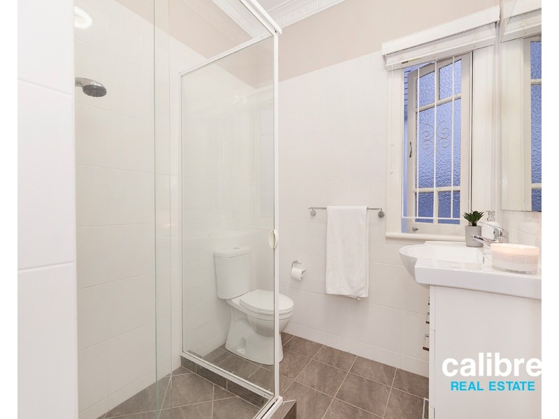 91 Lewin Street, Bardon QLD 4065