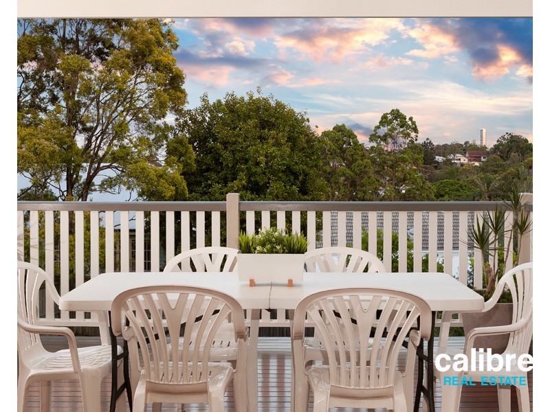 91 Lewin Street, Bardon QLD 4065