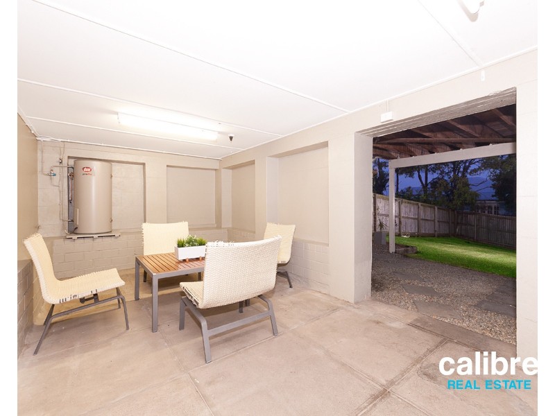 91 Lewin Street, Bardon QLD 4065