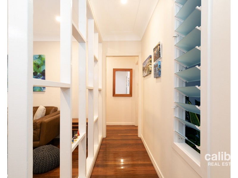 12 Thomas Street, Red Hill QLD 4059