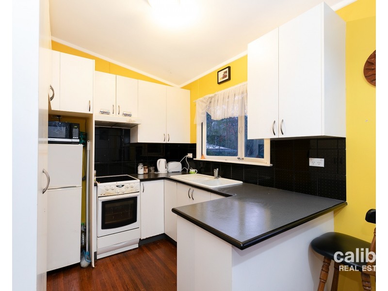 11 Hawick Street, Ashgrove QLD 4060