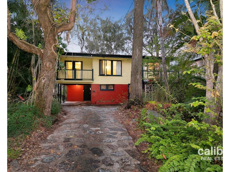 11 Hawick Street, Ashgrove QLD 4060