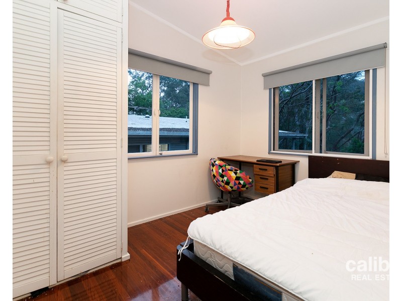 11 Hawick Street, Ashgrove QLD 4060