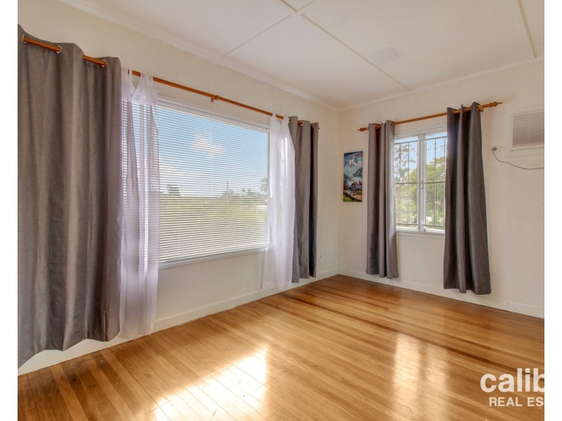 25 Farrant Street, Stafford Heights QLD 4053