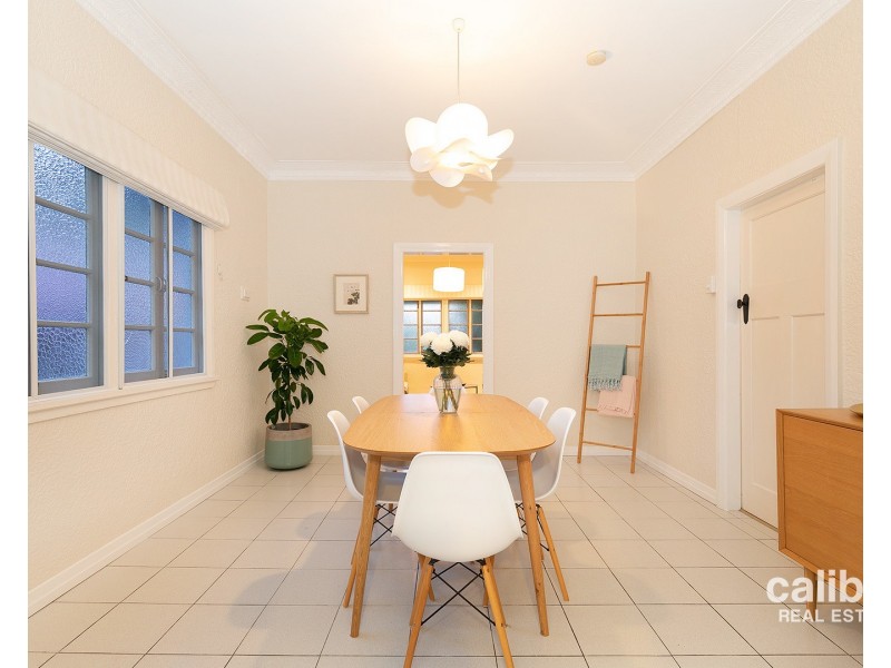 51 Heliopolis Parade, Mitchelton QLD 4053