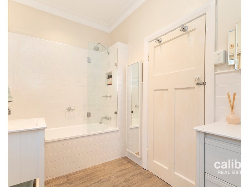 51 Heliopolis Parade, Mitchelton QLD 4053