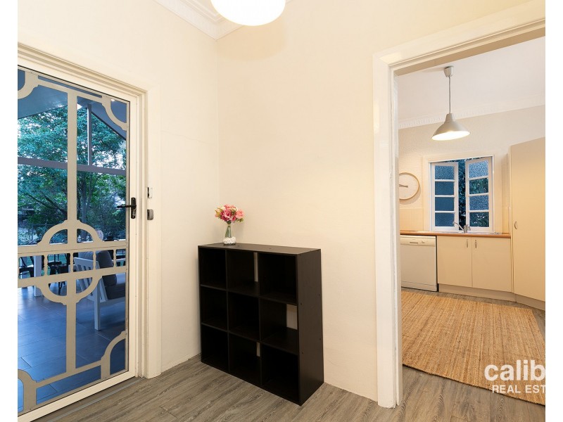 51 Heliopolis Parade, Mitchelton QLD 4053