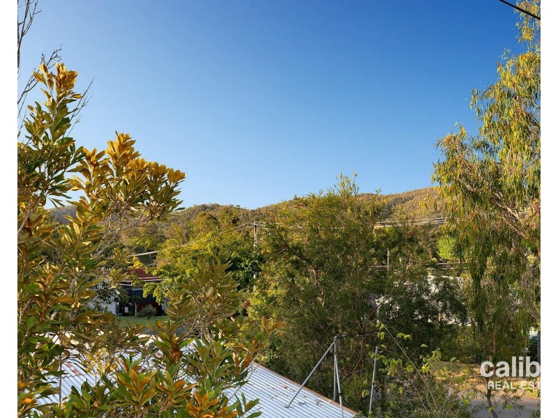 5 Sassafras Street, The Gap QLD 4061
