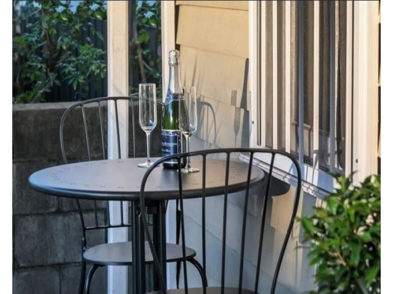 13 York Parade, Spring Hill QLD 4000
