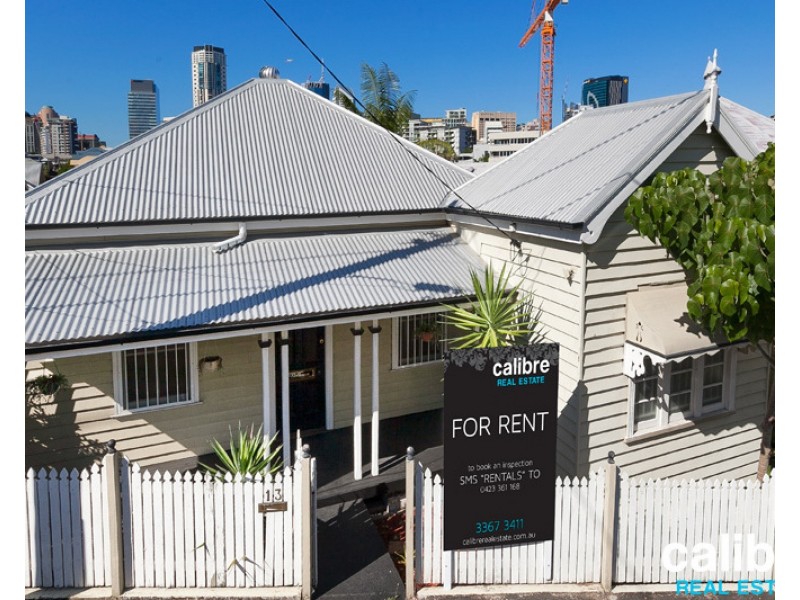 13 York Parade, Spring Hill QLD 4000
