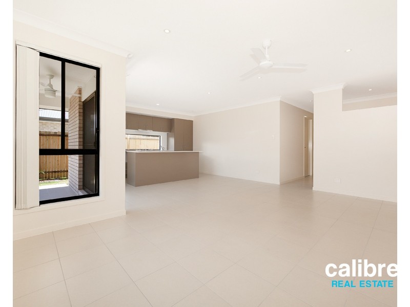43b South Quarter Drive, Loganlea QLD 4131