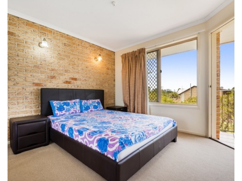 2/1 Barooga Crescent, Mooloolaba QLD 4557